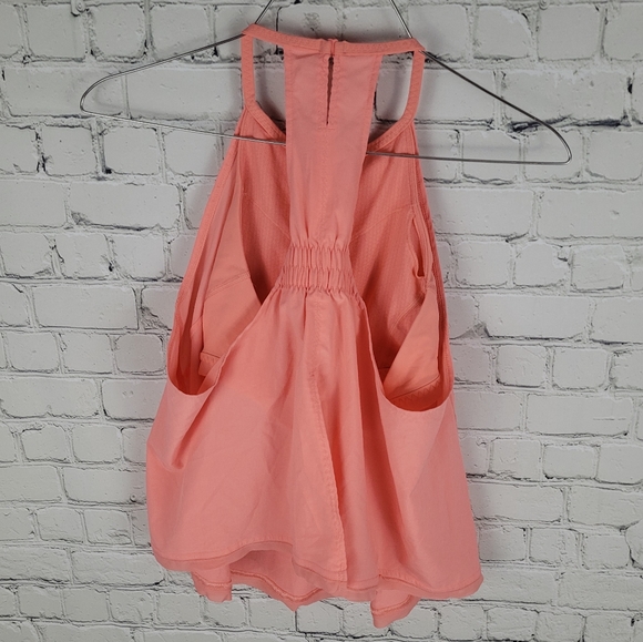 LULULEMON | Free Spirit flowy built-in bra high neck tank top - Picture 2 of 8